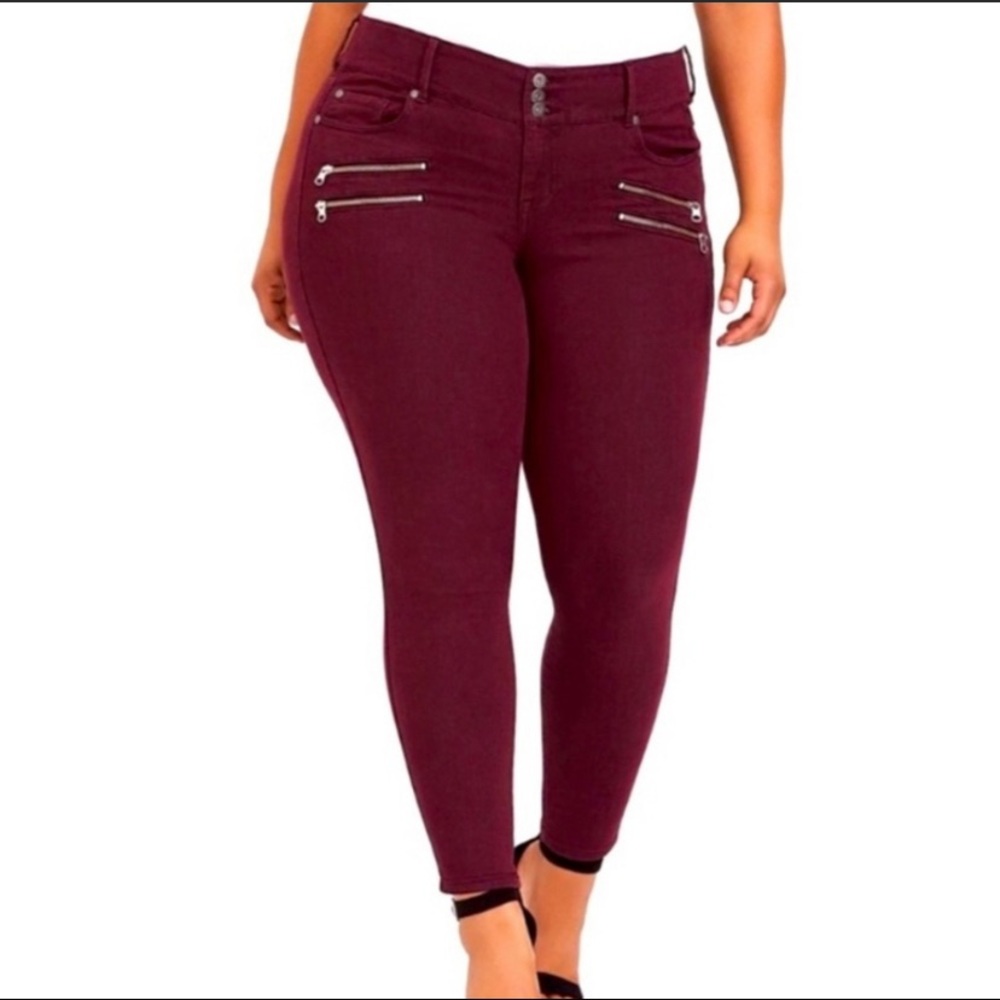Torrid Denim Moto Zipper in Burgundy Jeggings